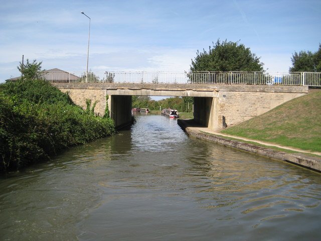 Rubbish disposal, Black Horse Bridge