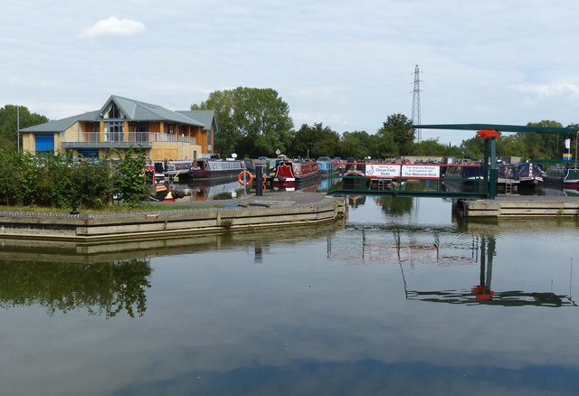 Aylesbury Canal Society Moorings (L5)
