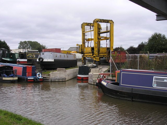Wincham Wharf — Crane-out & Hardstanding